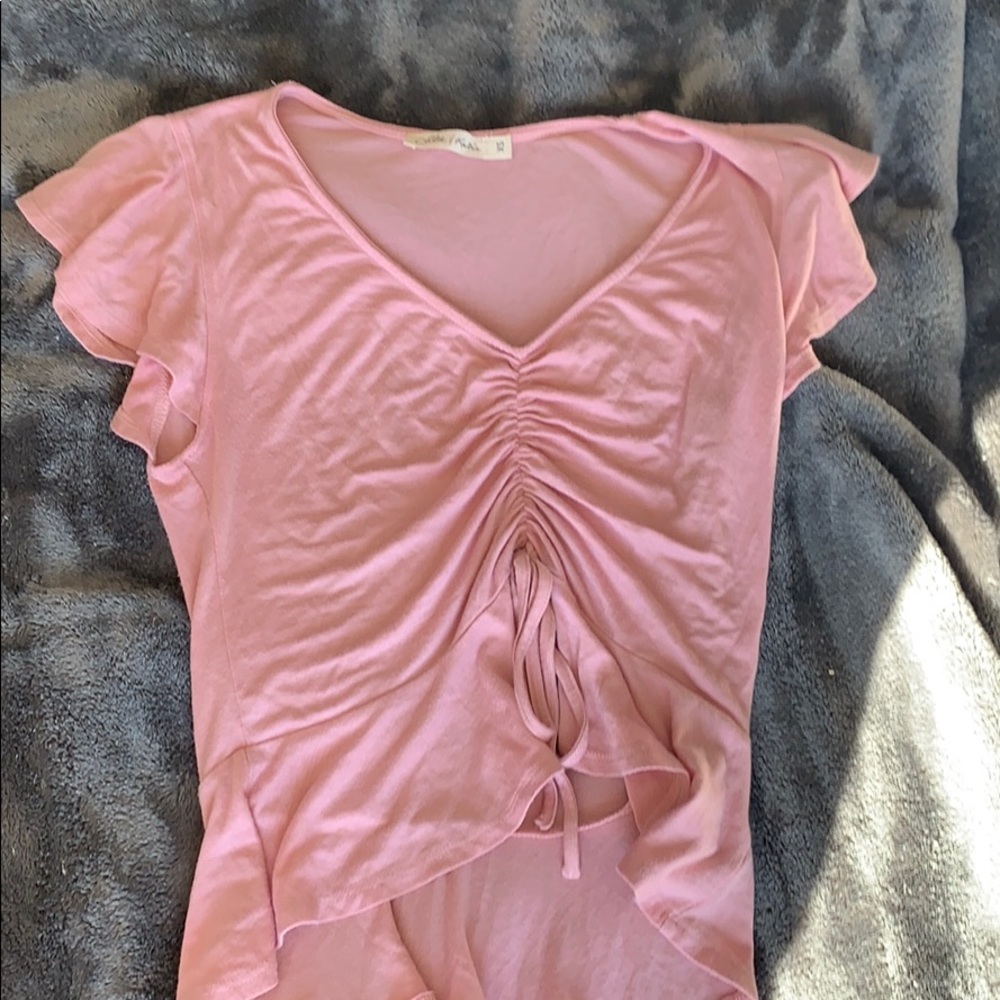 cinched front top